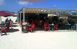 Bars und Restaurants in Fuerteventura. Chiringuito Rovi, Corralejo Dunen.
