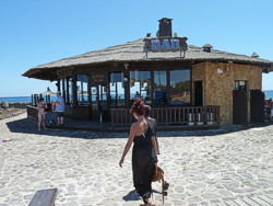 Bars und Restaurants in Fuerteventura. Chiringuito La Isla in Caleta de Fuste