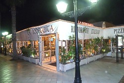 Bares y Restaurantes en Fuerteventura. Restaurante Pizzería La Bodeguita, Caleta de Fuste.